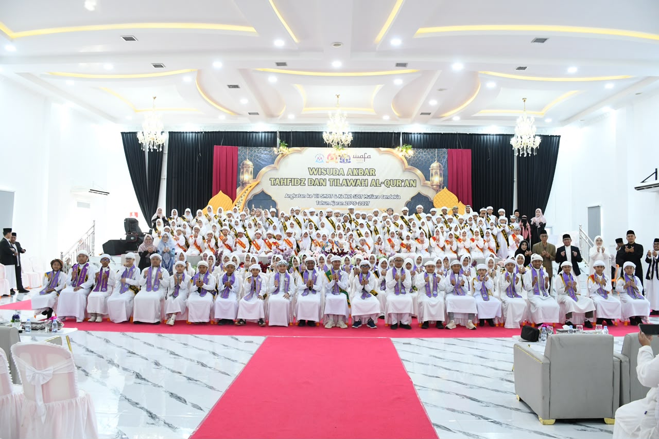 WISUDA TAHFIDZ DAN TILAWAH AL-QURAN SDIT DAN SMPIT MUTIARA CENDEKIA